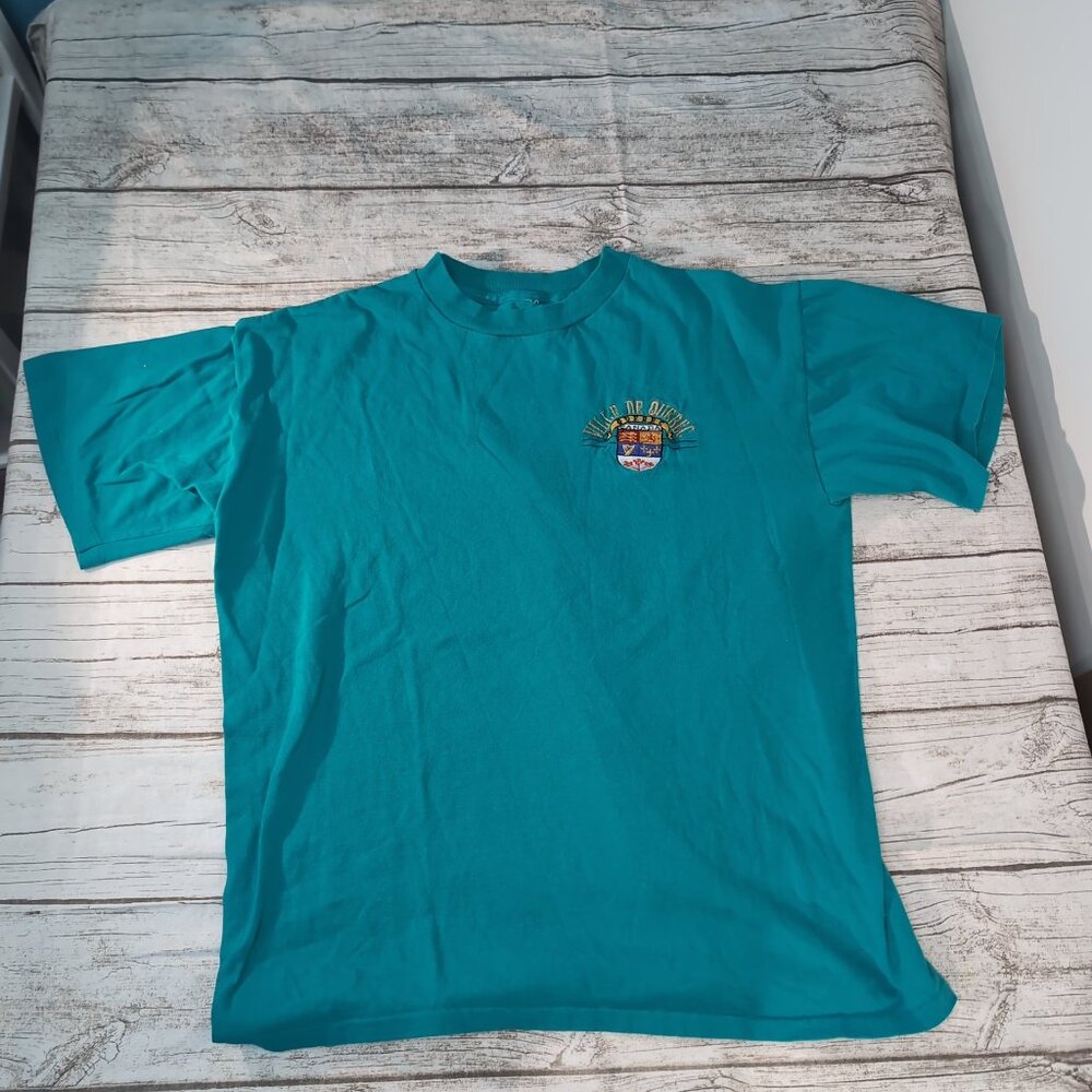 Unbranded Quebec Crest Embroidered Teal T-Shirt – Men’s 22"